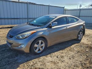 Hyundai Elantra GLS 1.8L 4 2013