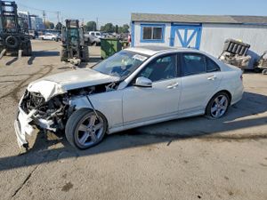 Mercedes-Benz C 300 3.0L 6 2011