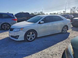 Toyota Camry L 2.5L 4 2014