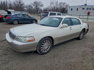 Lincoln Town Car SIGNATURE 4.6L 8 2003