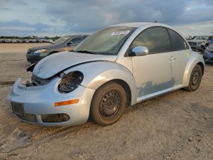 Volkswagen Beetle 2.5L 5 2010