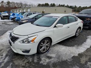 Nissan Altima 3.5S 3.5L 6 2013
