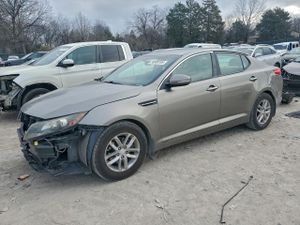 Kia Optima LX 2.4L 4 2013