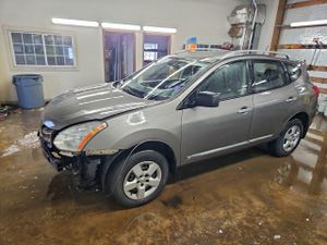 Nissan Rogue S 2.5L 4 2014