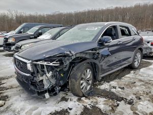 Infiniti QX50 ESSENTIAL 2.0L 4 2021