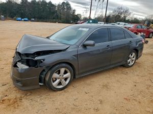 Toyota Camry BASE 2.5L 4 2011