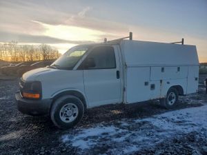 Chevrolet Express 6.0L 8 2004