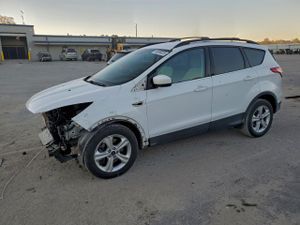 Ford Escape SE 1.6L 4 2015