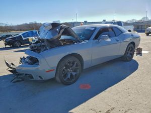 Dodge Challenger SXT 3.6L 6 2020