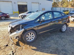 Ford Festiva SE 1.6L 4 2011