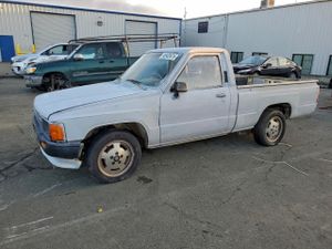 Toyota Hilux 1/2 TON RN50 2.4L 4 1988