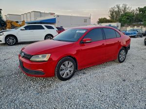 Volkswagen Jetta SE 1.8L 4 2014