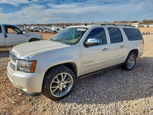 Chevrolet Suburban K1500 LTZ 5.3L 8 2012