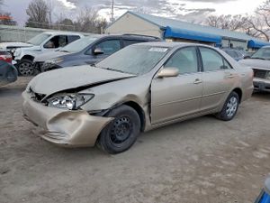 Toyota Camry LE 2.4L 4 2004