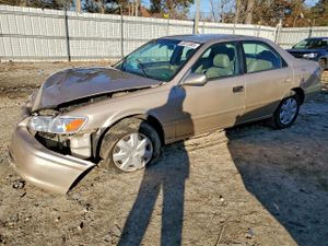 Toyota Camry CE 2.2L 4 2000