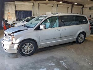 Chrysler Town & Country LIMITED 4.0L 6 2010