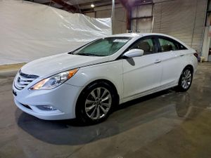 Hyundai Sonata GLS 2.4L 4 2013