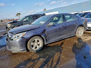 Chevrolet Malibu LS 2.5L 4 2013