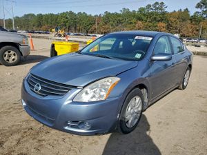 Nissan Altima BASE 2.5L 4 2012