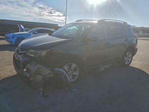 Toyota Rav4 XLE 2.5L 4 2013