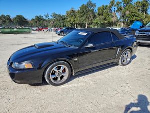 Ford Mustang GT 4.6L 8 2000