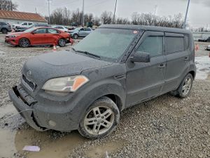Kia Soul + 2.0L 4 2011