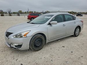 Nissan Altima 2.5 2.5L 4 2015