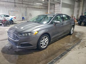 Ford Fusion SE 2.5L 4 2014