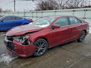 Toyota Camry LE 2.5L 4 2015