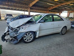 Toyota Camry LE 2.4L 4 2003