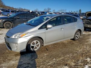 Toyota Prius 1.8L 4 2013