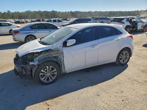Hyundai Elantra 2.0L 4 2015