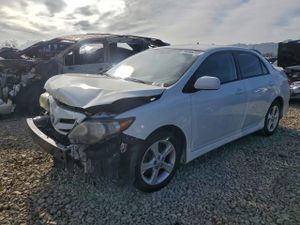 Toyota Corolla BASE 1.8L 4 2012