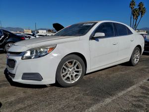 Chevrolet Malibu 1LT 2.5L 4 2015