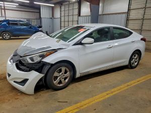 Hyundai Elantra SE 1.8L 4 2015