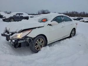 Hyundai Sonata GLS 2.4L 4 2013