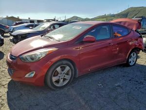 Hyundai Elantra GLS 1.8L 4 2012