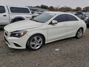 Mercedes-Benz CLA 250 2.0L 4 2015