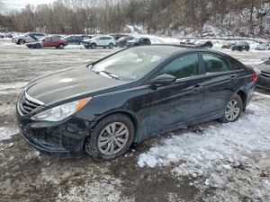 Hyundai Sonata GLS 2.4L 4 2013