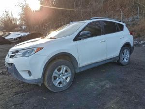 Toyota Rav4 LE 2.5L 4 2015
