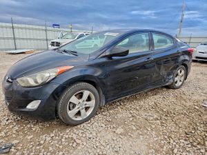 Hyundai Elantra GLS 1.8L 4 2013