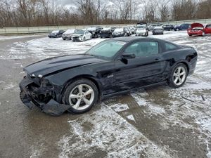 Ford Mustang GT 5.0L 8 2012