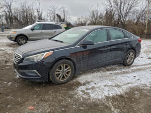 Hyundai Sonata SE 2.4L 4 2015
