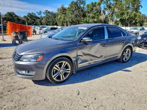 Volkswagen Passat SE 1.8L 4 2015