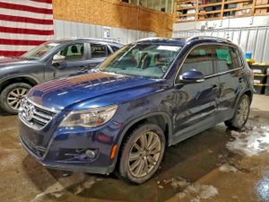 Volkswagen Tiguan S 2.0L 4 2011