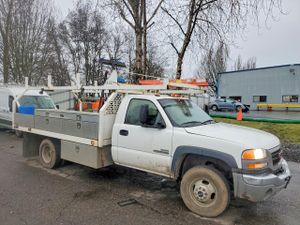 GMC Sierra C3500 6.6L 8 2007