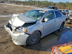 Toyota Corolla BASE 1.8L 4 2010