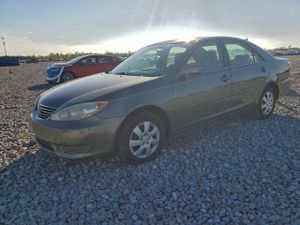 Toyota Camry LE 2.4L 4 2005