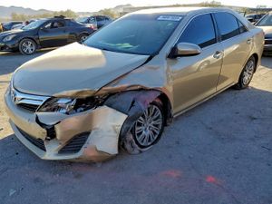 Toyota Camry BASE 2.5L 4 2012
