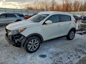 Kia Sportage LX 2.4L 4 2015
